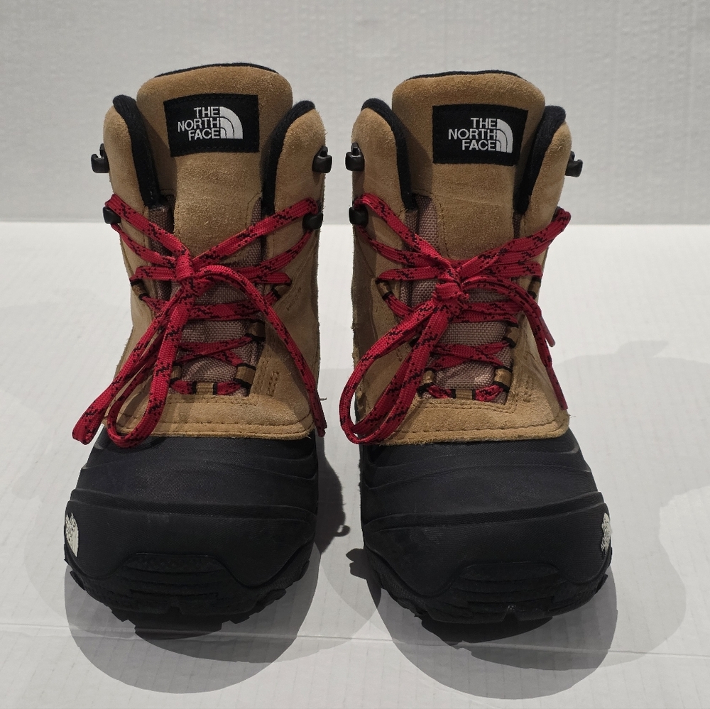 The North Face Chilkat Waterproof Kids Boots. - Picture 6 of 11
